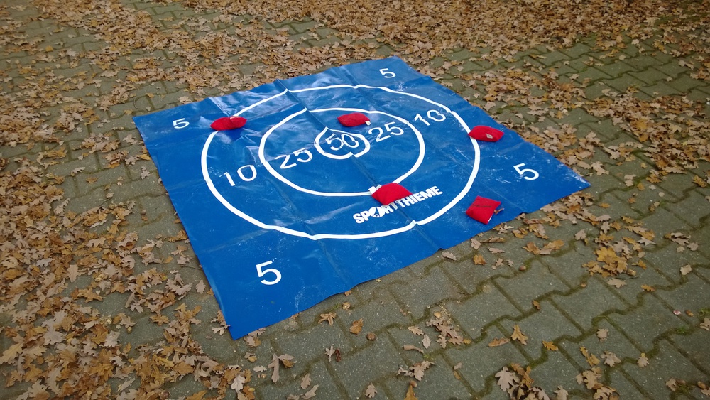 Zielscheiben-Wurf (Plane)